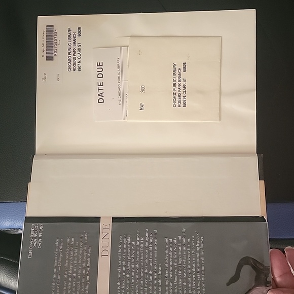 Dune hardcover - Picture 2 of 4